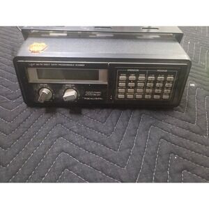 Realistic Pro-2021 200 Channel VHF AM-FM Direct Entry Programmable Scanner Radio